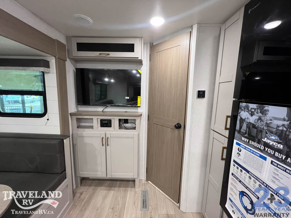2027 Jayco Jay Flight SLX 262RLSW - Image 16