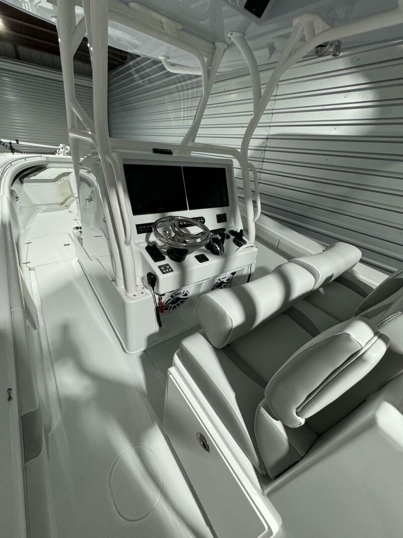 2024 Yellowfin 36 - Image 7