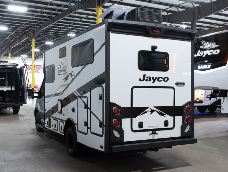 2025 Jayco Granite Ridge 22T - Image 3