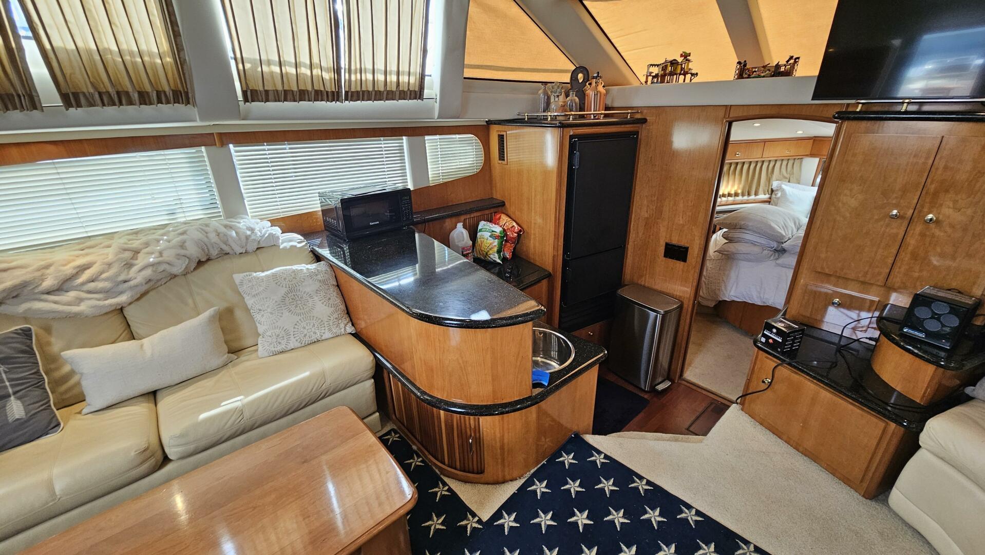 2002 Carver - Image 14