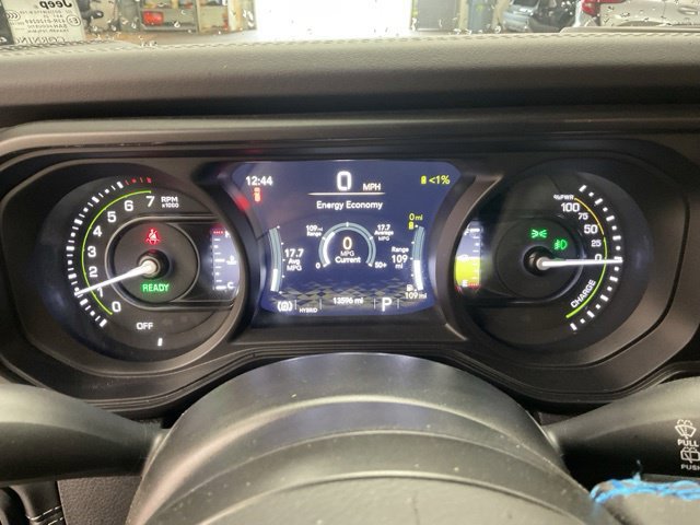 2025 Jeep Wrangler 4xe Rubicon 4x4 - Image 15