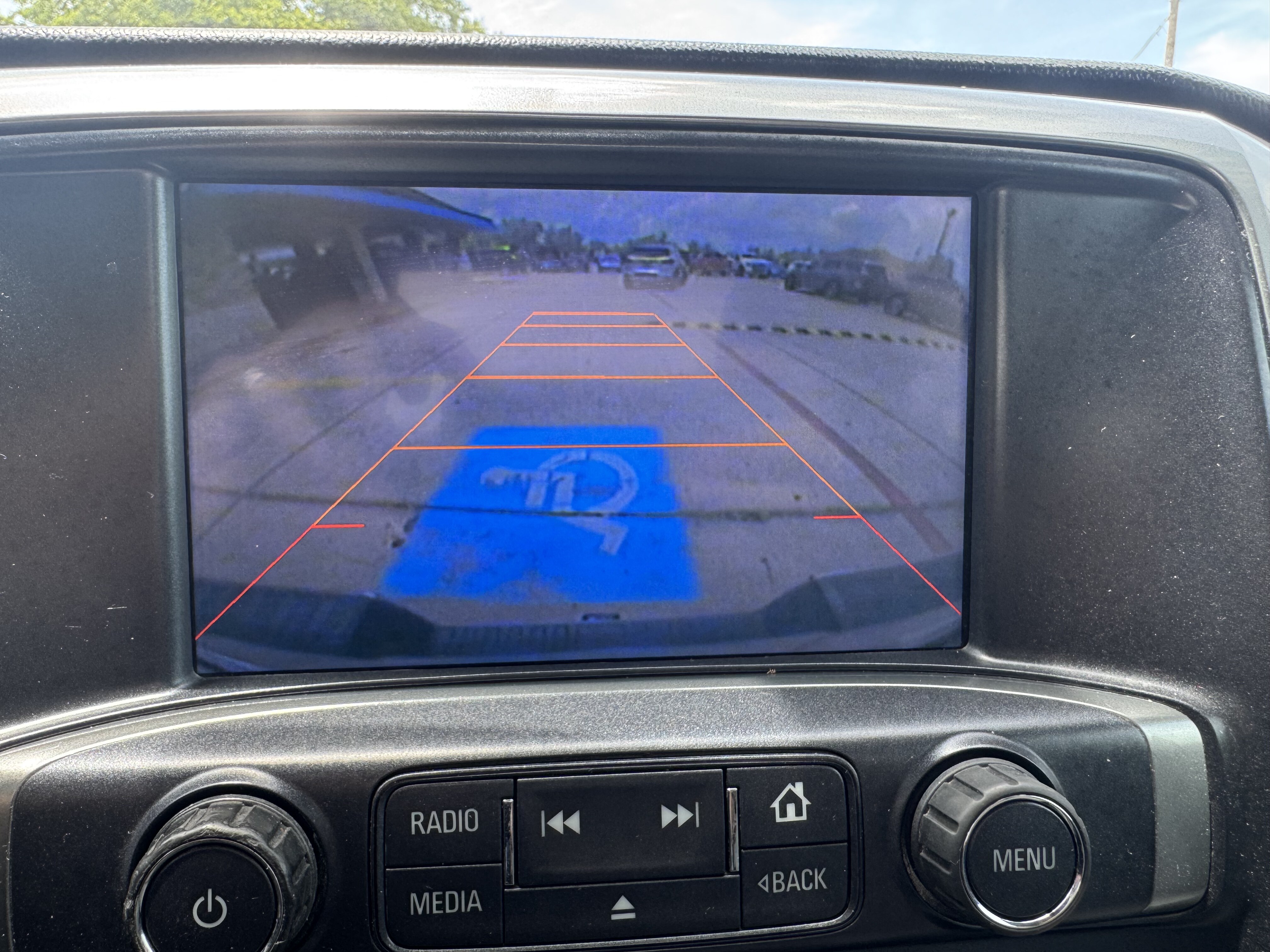 2015 Chevrolet Silverado 1500-V8 Extended Cab LT 2WD - Image 19