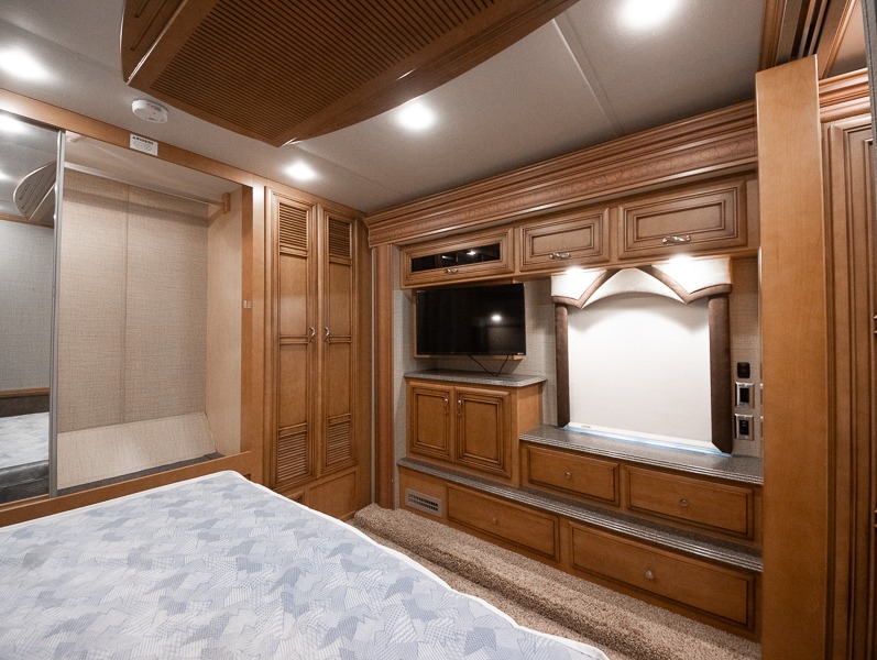 2015 Newmar Ventana 3436 - Image 21