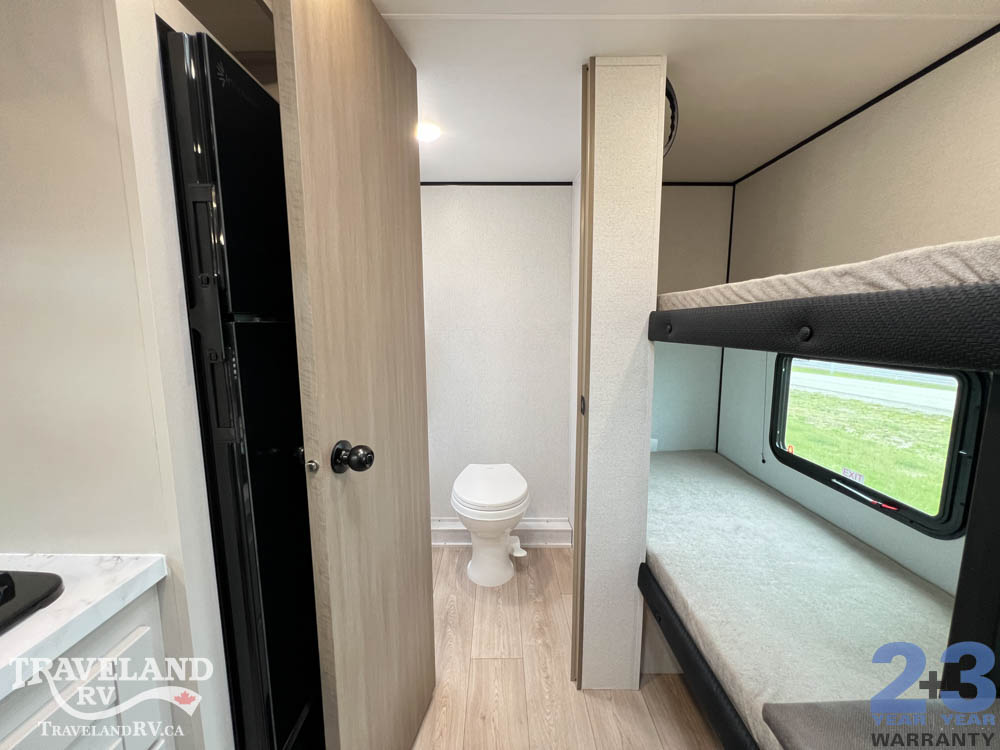 2027 Jayco Jay Feather Air SL 17BHSL - Image 23