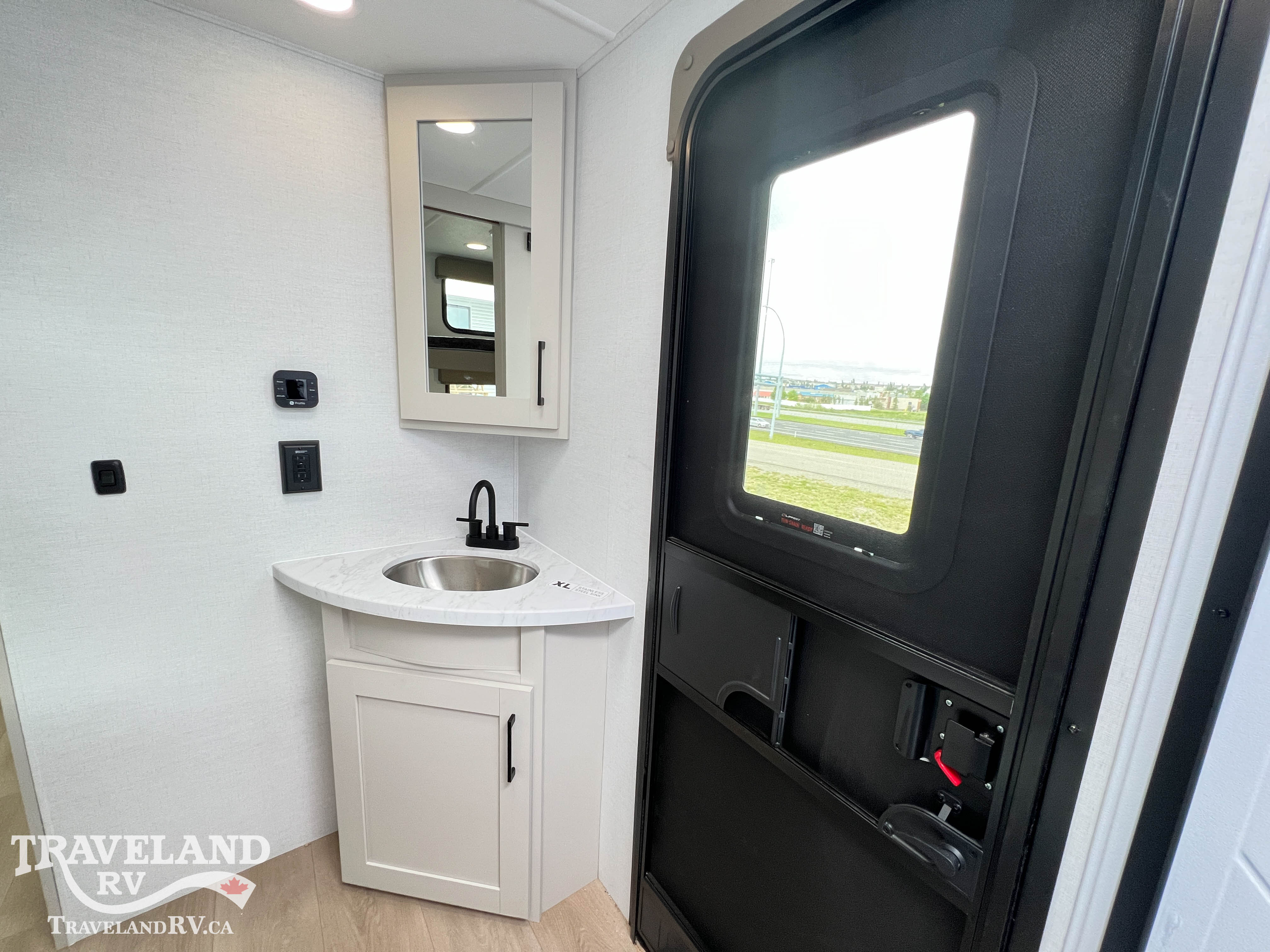 2027 Alliance RV DELTA ULTRA LITE BH255 - Image 29
