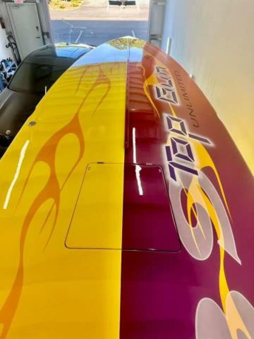 2005 Cigarette 39 Top Gun UNLIMITED - Image 14