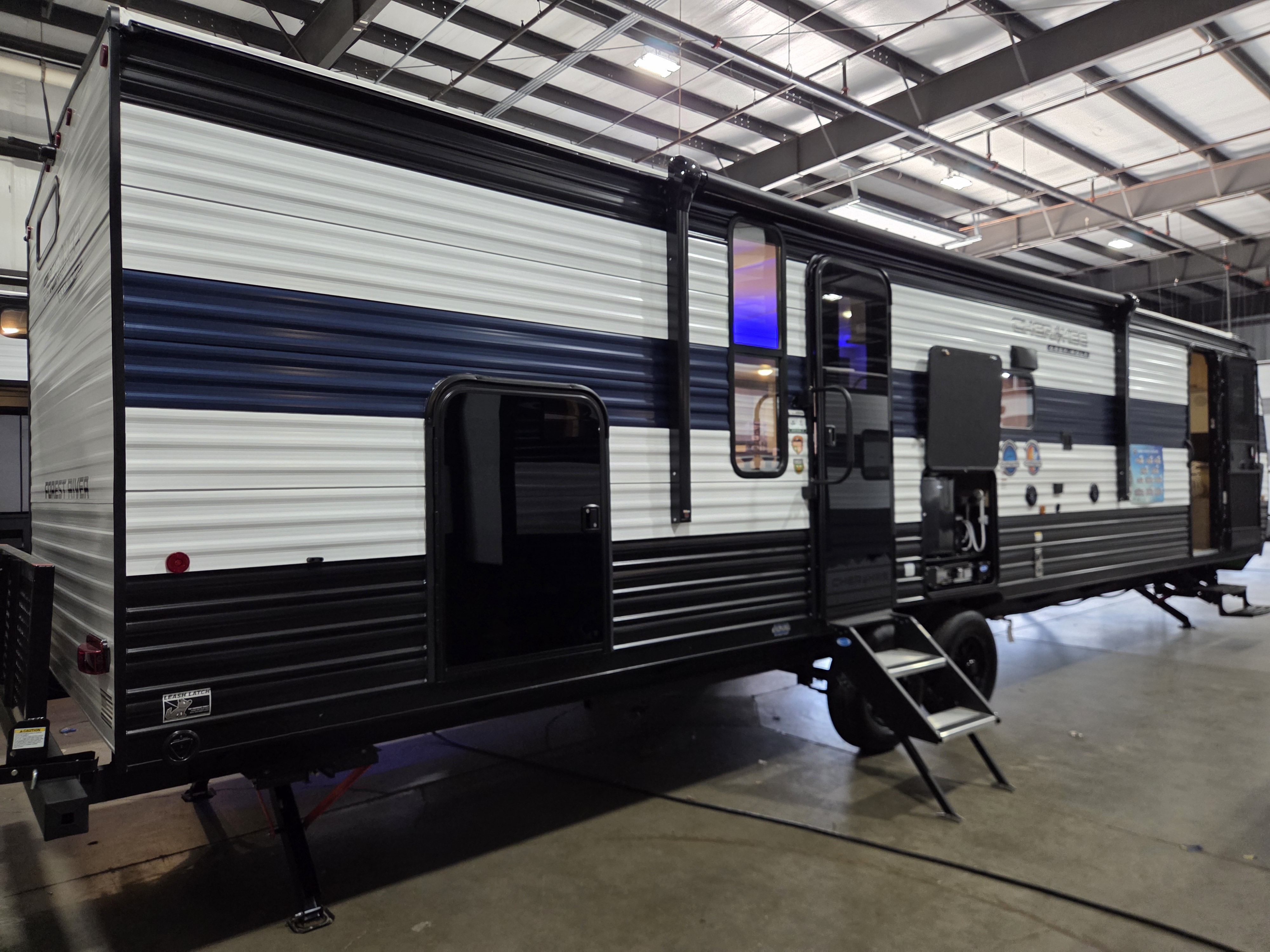 2026 Forest River Cherokee Grey Wolf 29NM - Image 3