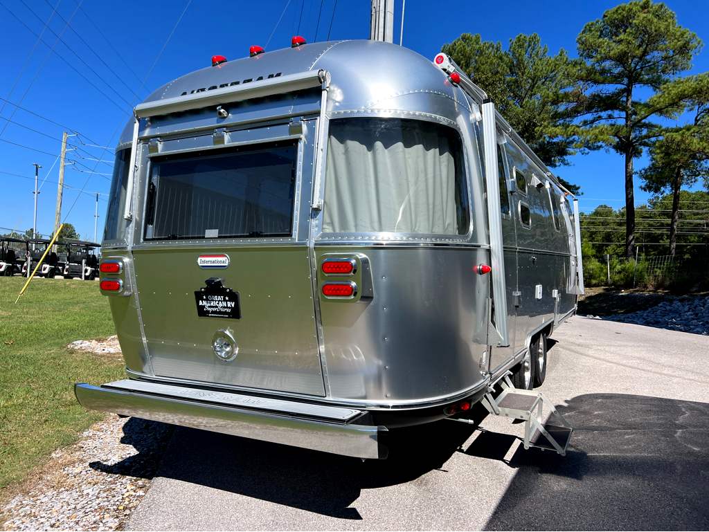 2027 AIRSTREAM INTERNATIONAL 27FBQ - Image 4