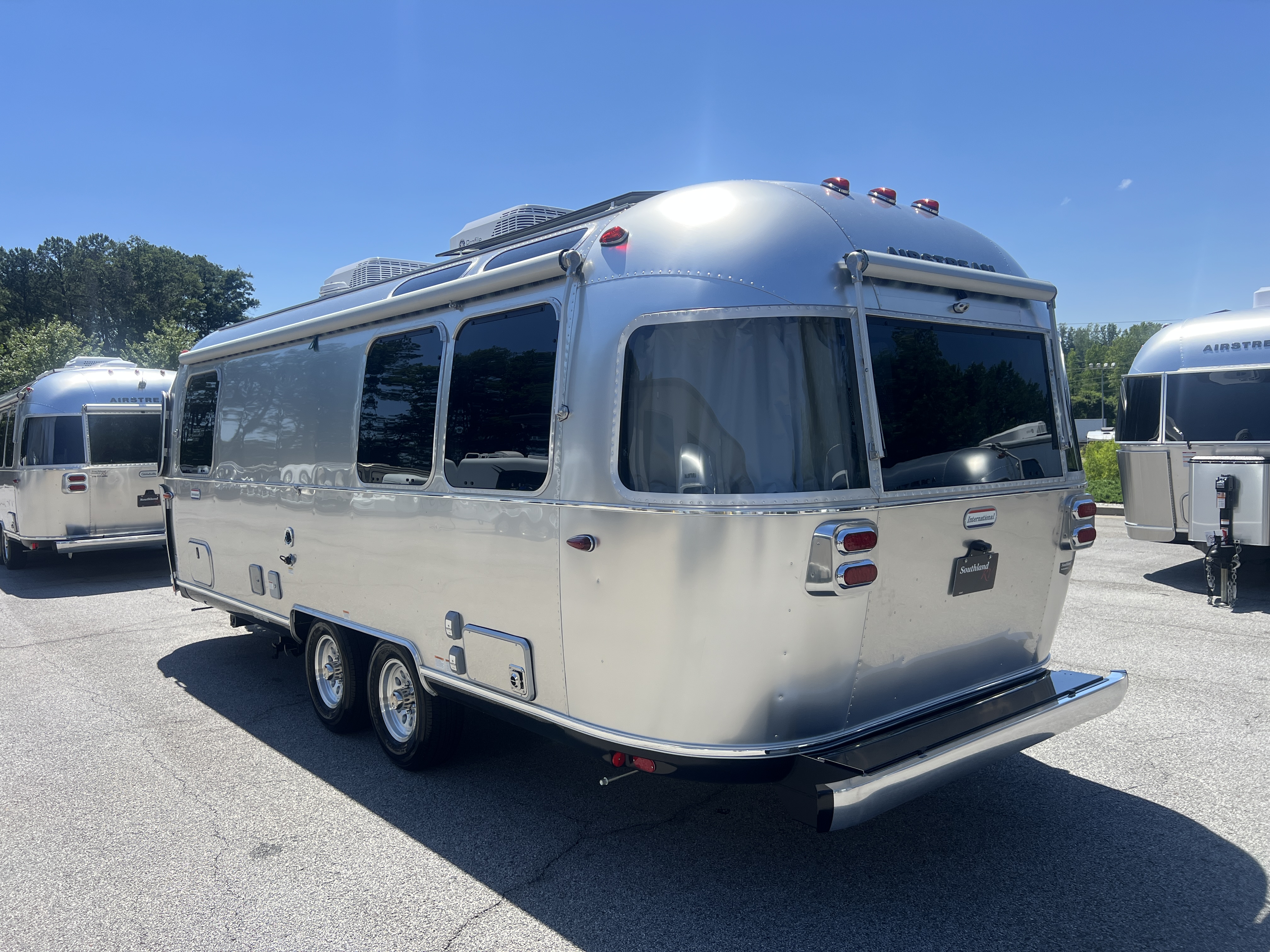 2026 Airstream International 25FB - Image 5