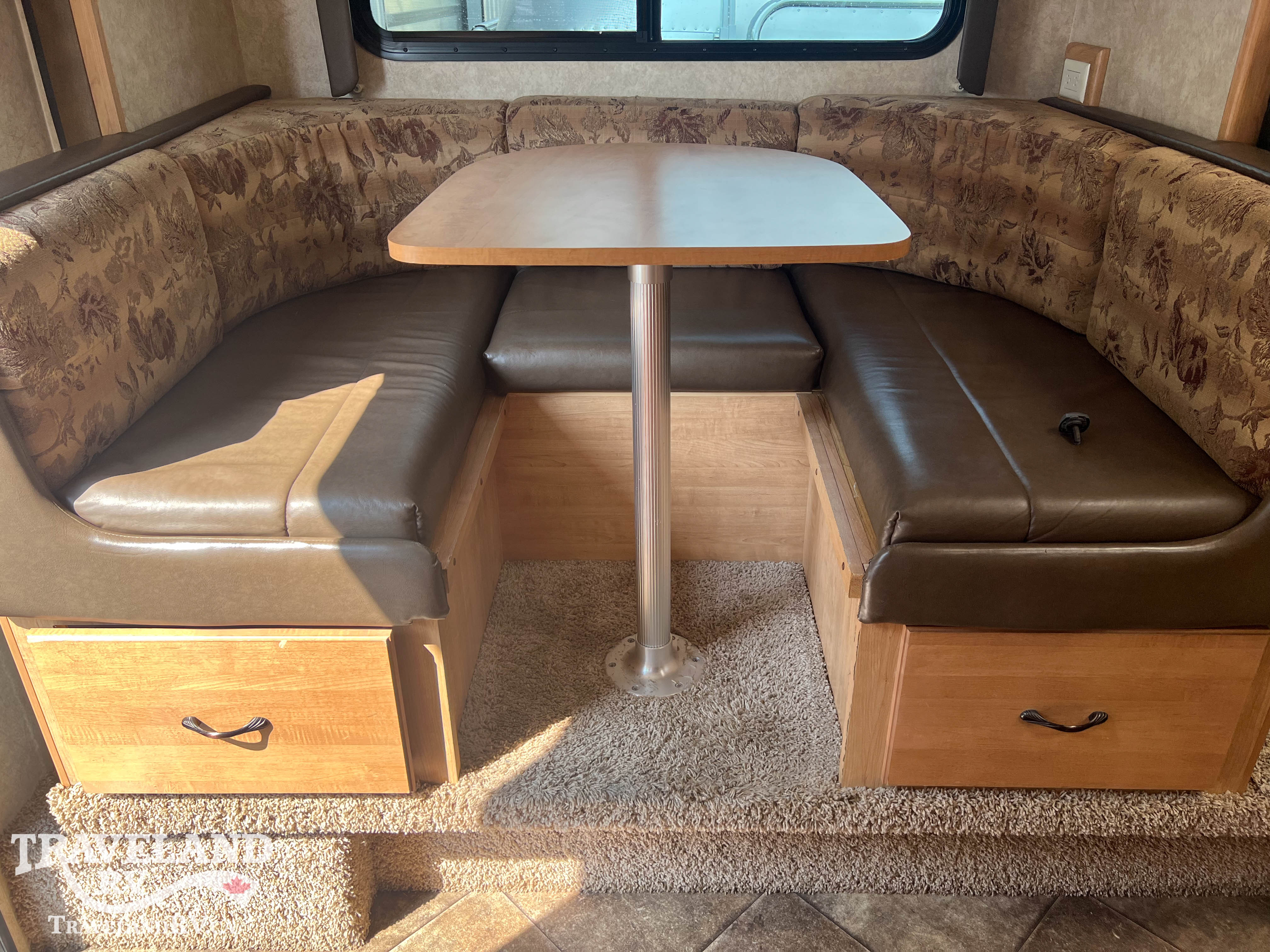 2015 ADVENTURER 86SBS HMS - Image 14
