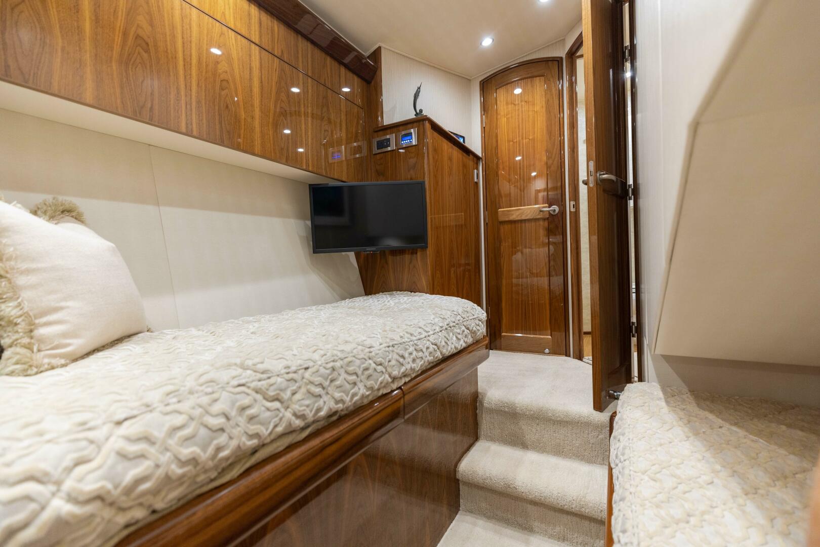 2018 Viking 62 Convertible - Image 22