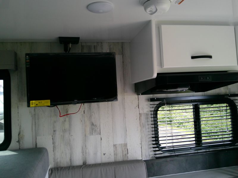 2025 Modern Buggy Truck Camper TC9 - Image 7