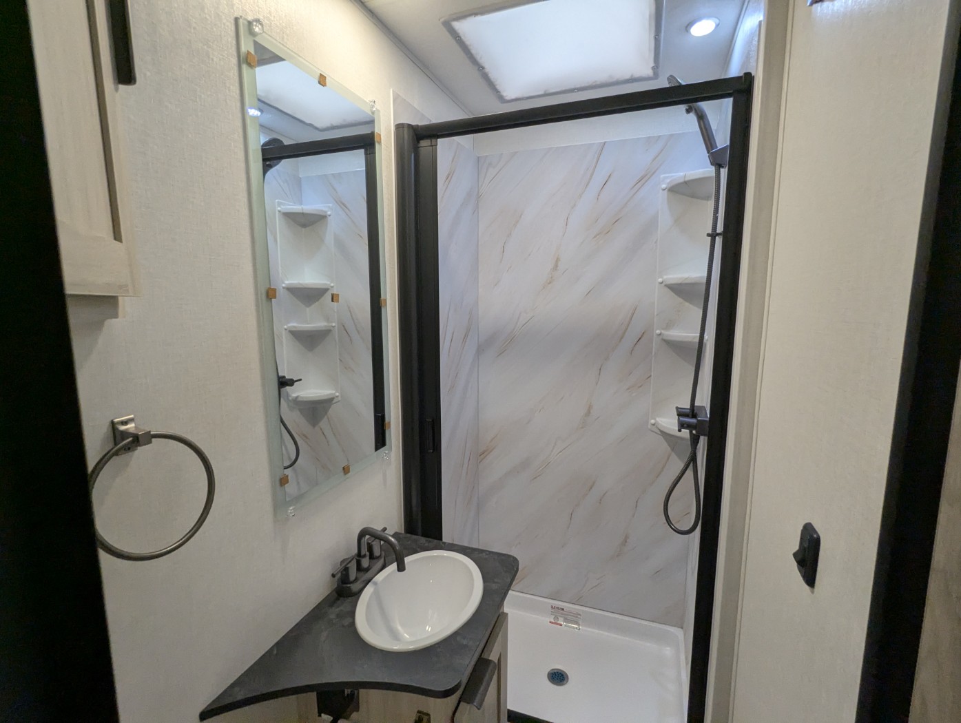 2027 Coachmen Cross Trail 22XG - Image 25