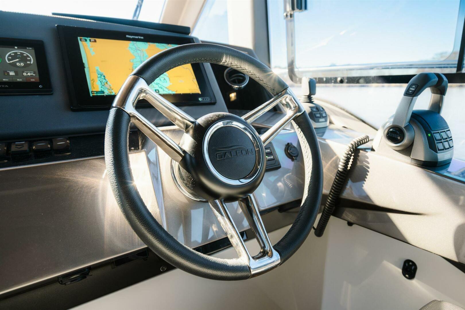 2023 Galeon 425 HTS - Image 28