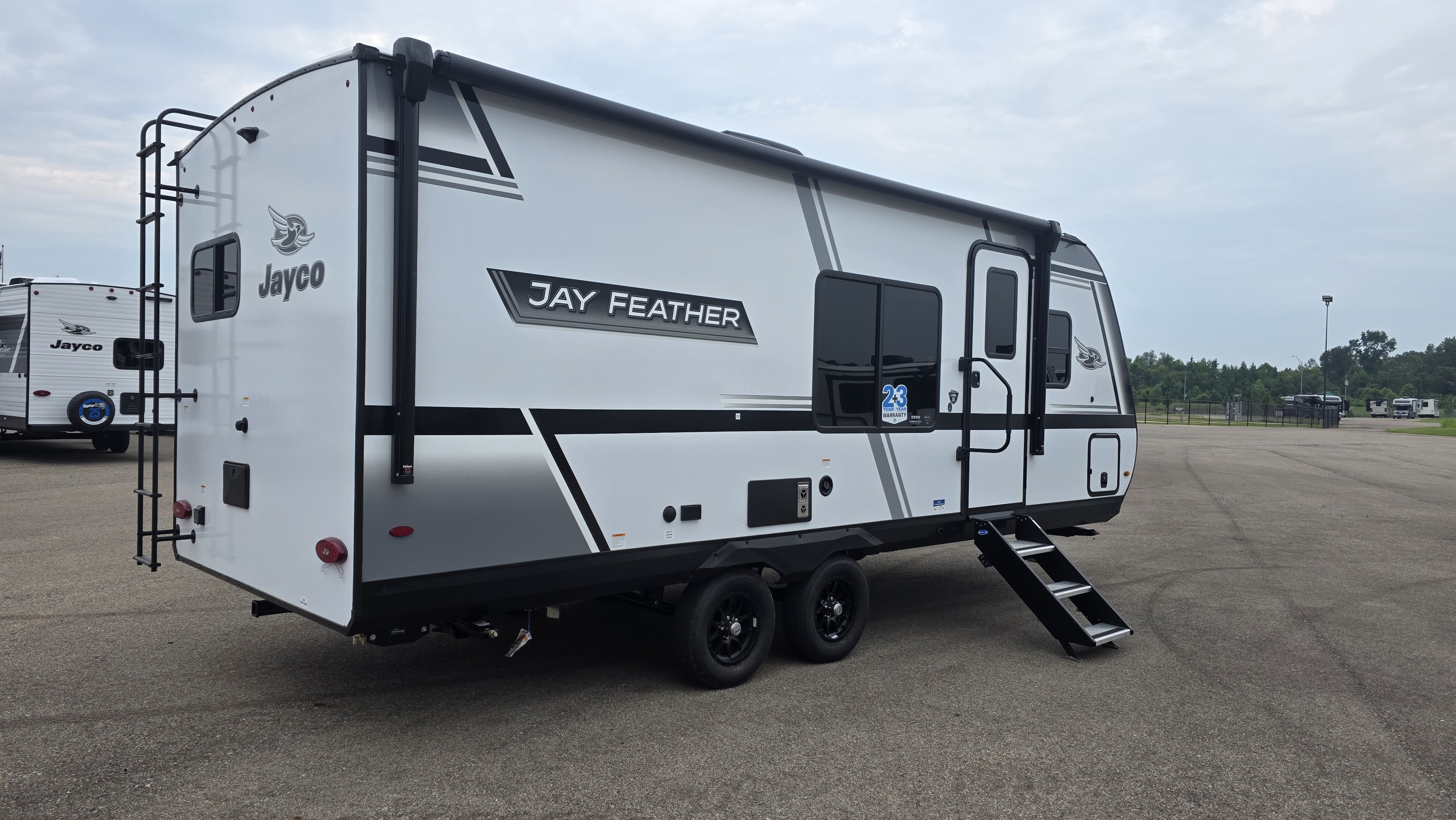 2027 JAYCO JAY FEATHER 21MML - Image 4