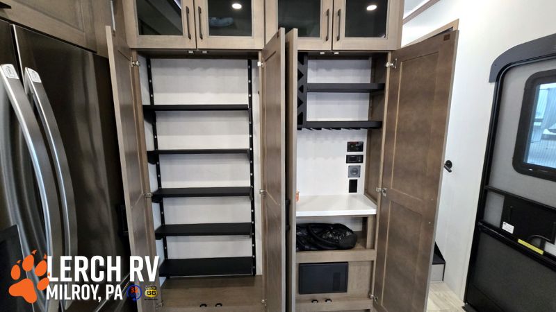 2026 KZ RV Durango Gold G384MSQ - Image 43