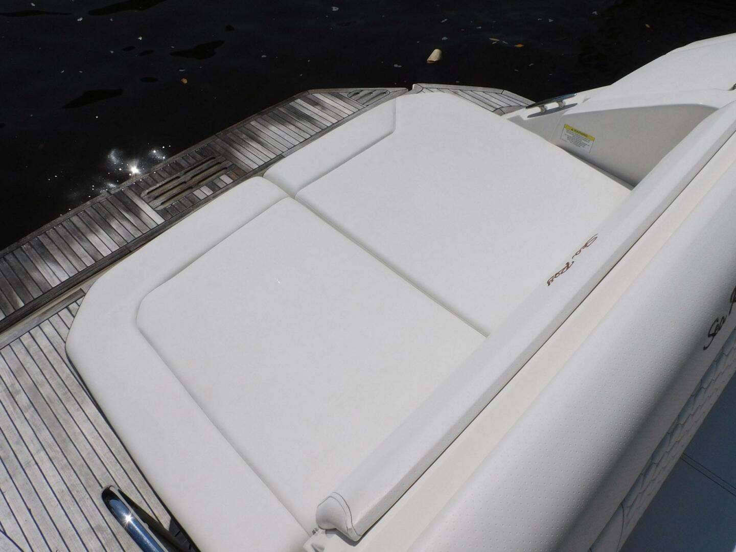 2018 Sea Ray Sundancer 320 - Image 31