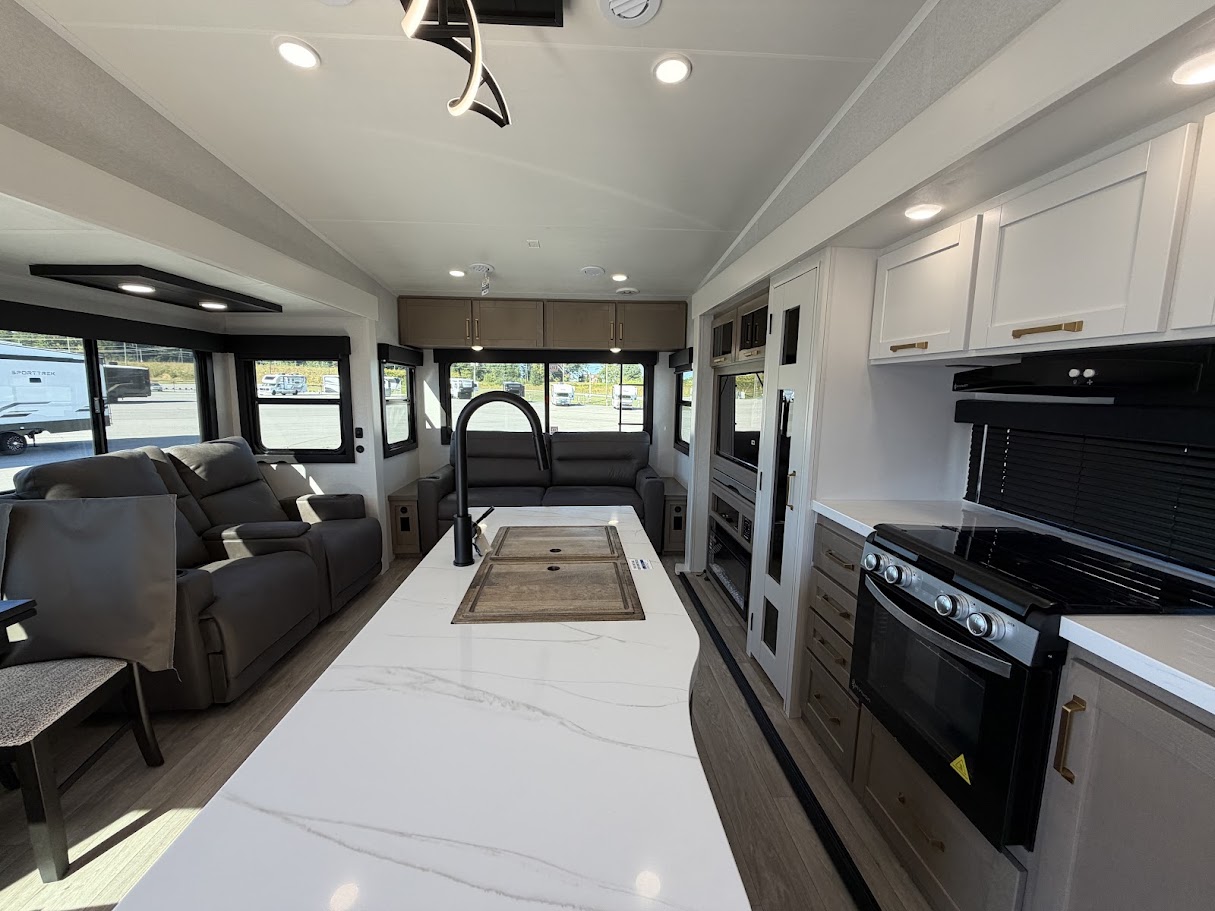 2027 JAYCO EAGLE 29RLC - Image 40