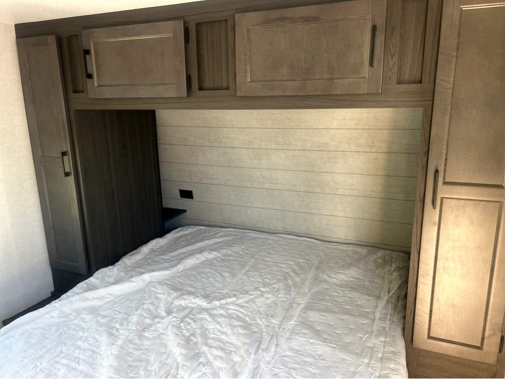 2026 VENTURE RV SPORTTREK STINGER 192VRB - Image 14