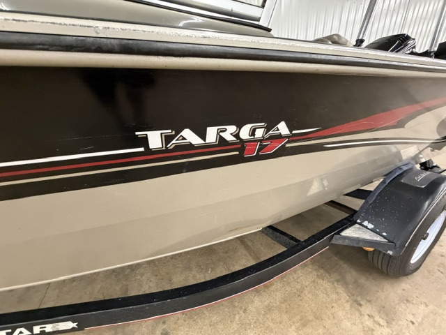2003 Tracker Targa V18 WT - Image 2