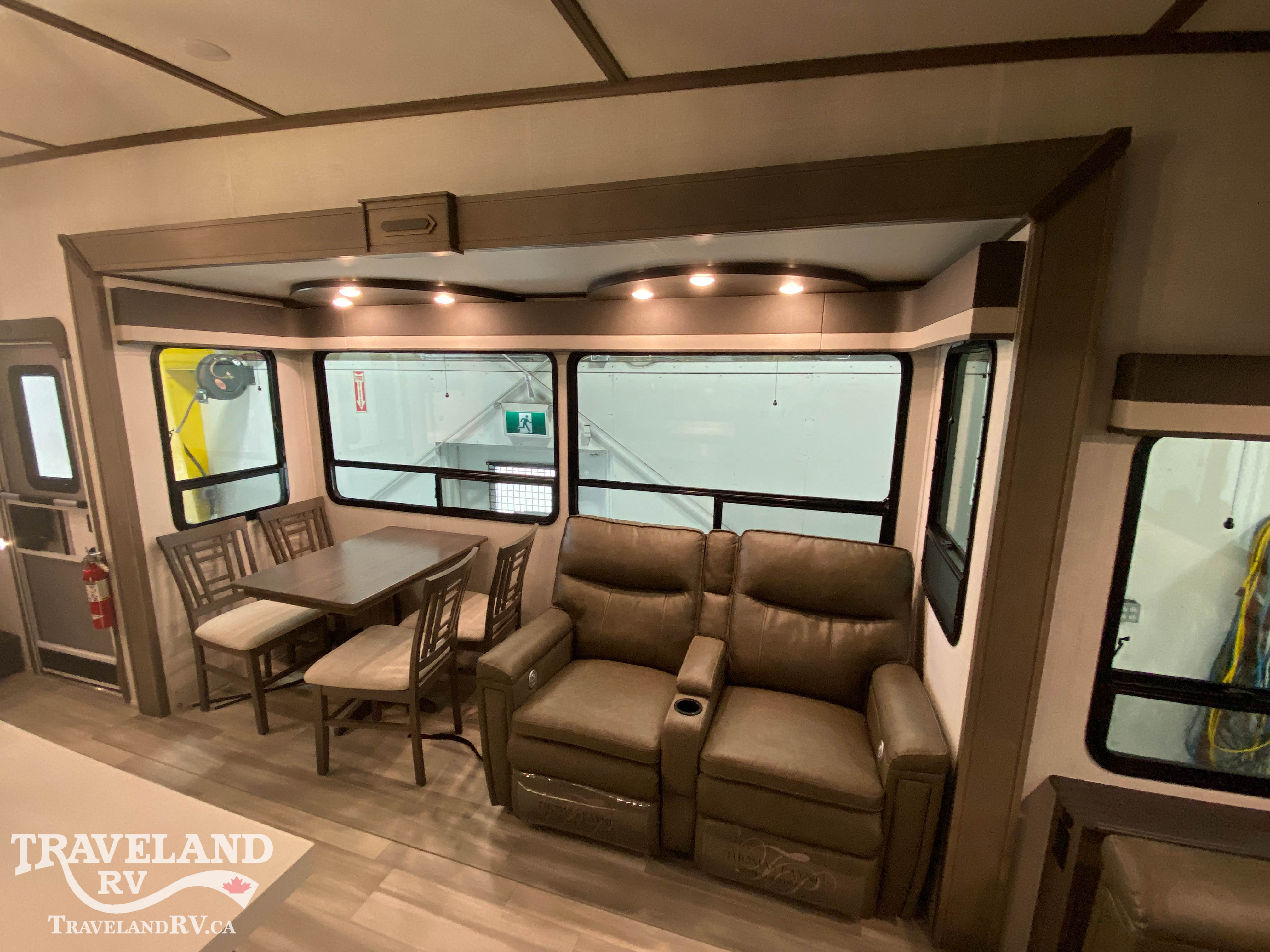 2023 Grand Design SOLITUDE 2930RL - Image 11