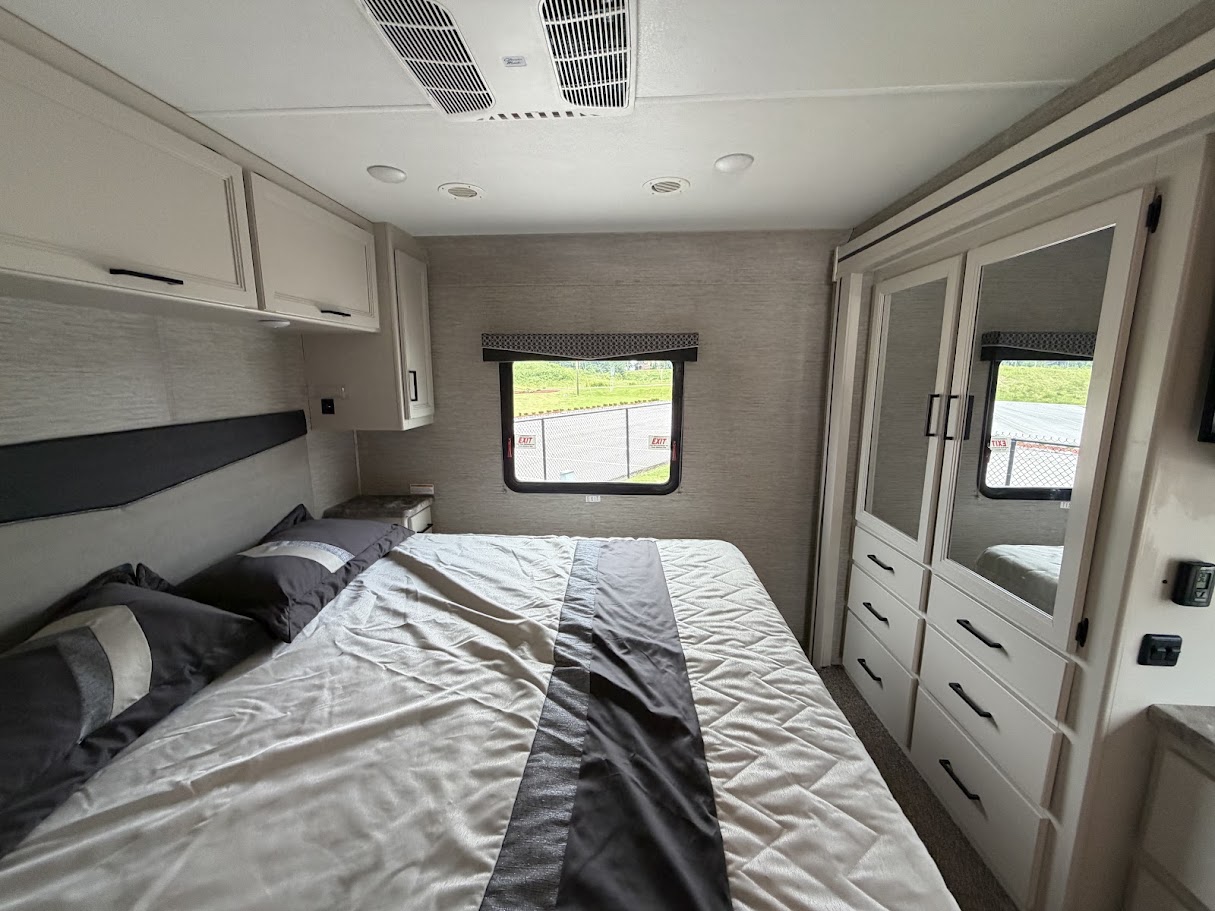 2023 THOR MOTOR COACH ACE 32B - Image 26