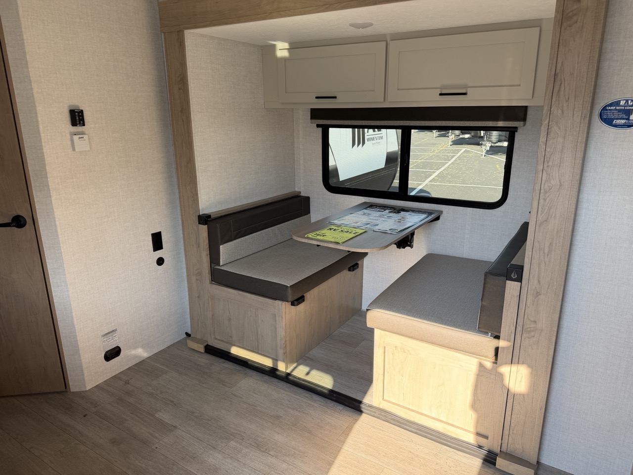 2026 Ember RV E-Series 19ETS - Image 4
