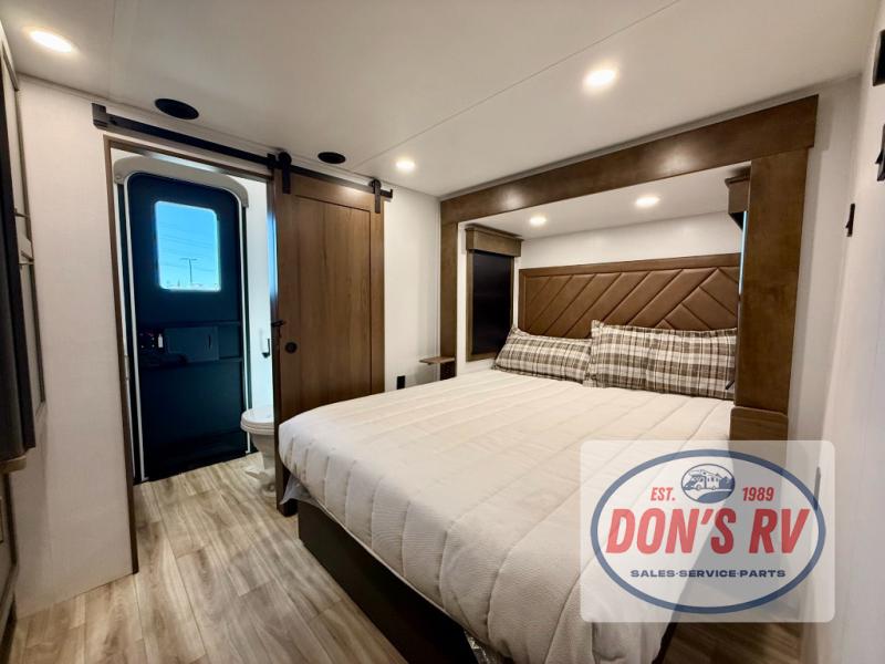 2027 High Country 391TB - Image 37