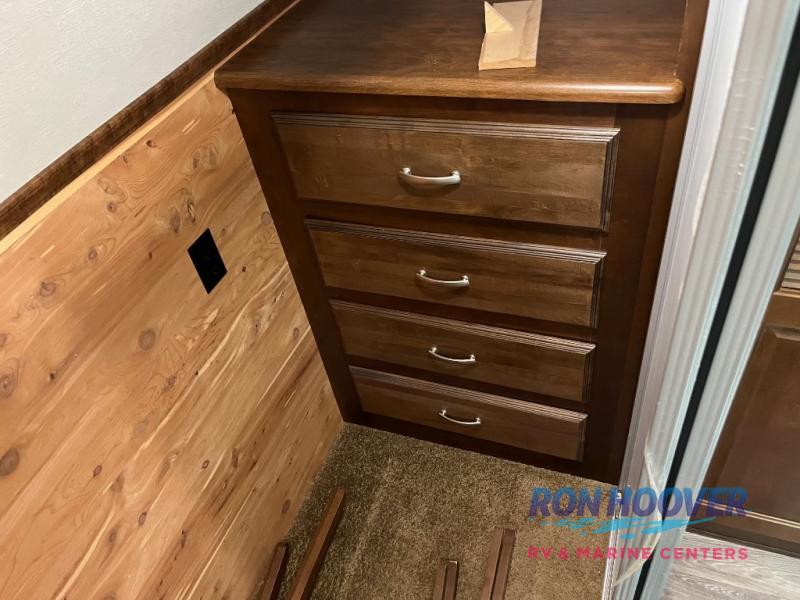 2016 FOREST RIVER 3875FB - Image 49