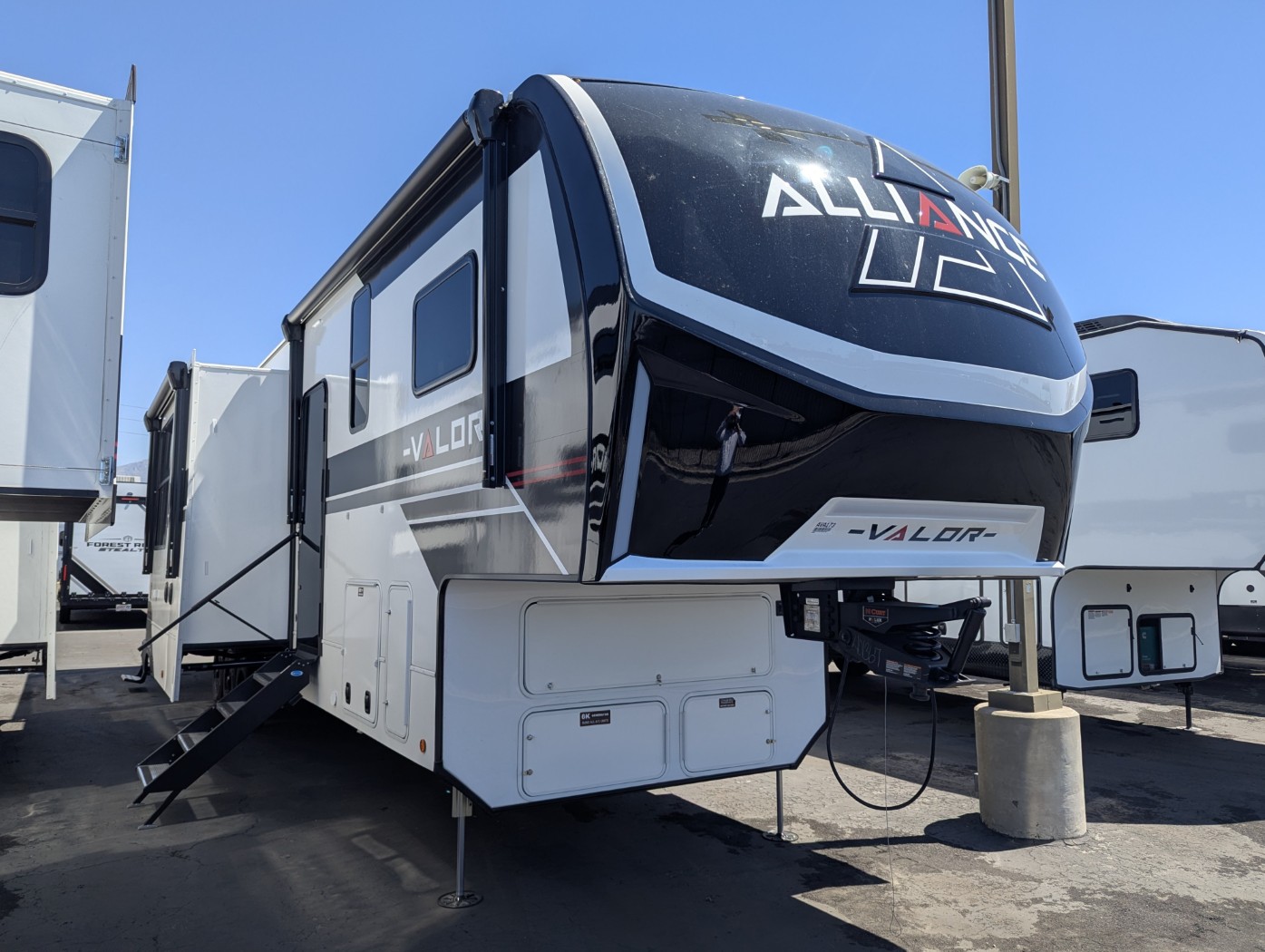 2026 Alliance RV Valor 44V14 - Image 1