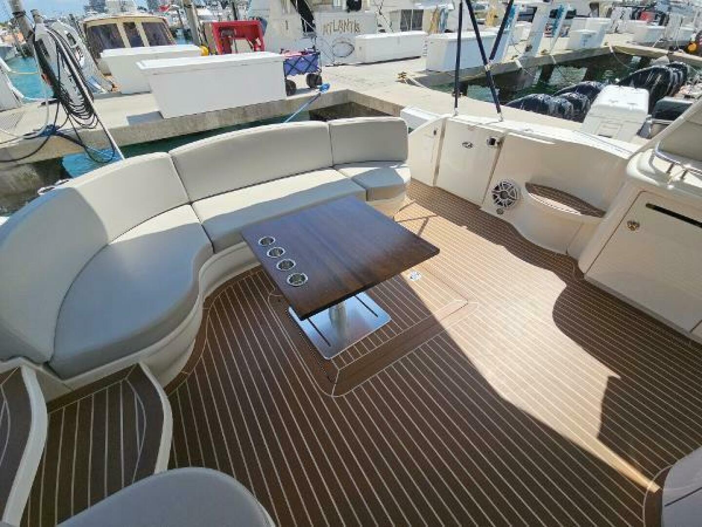 2005 Sea Ray 500 Sundancer - Image 12