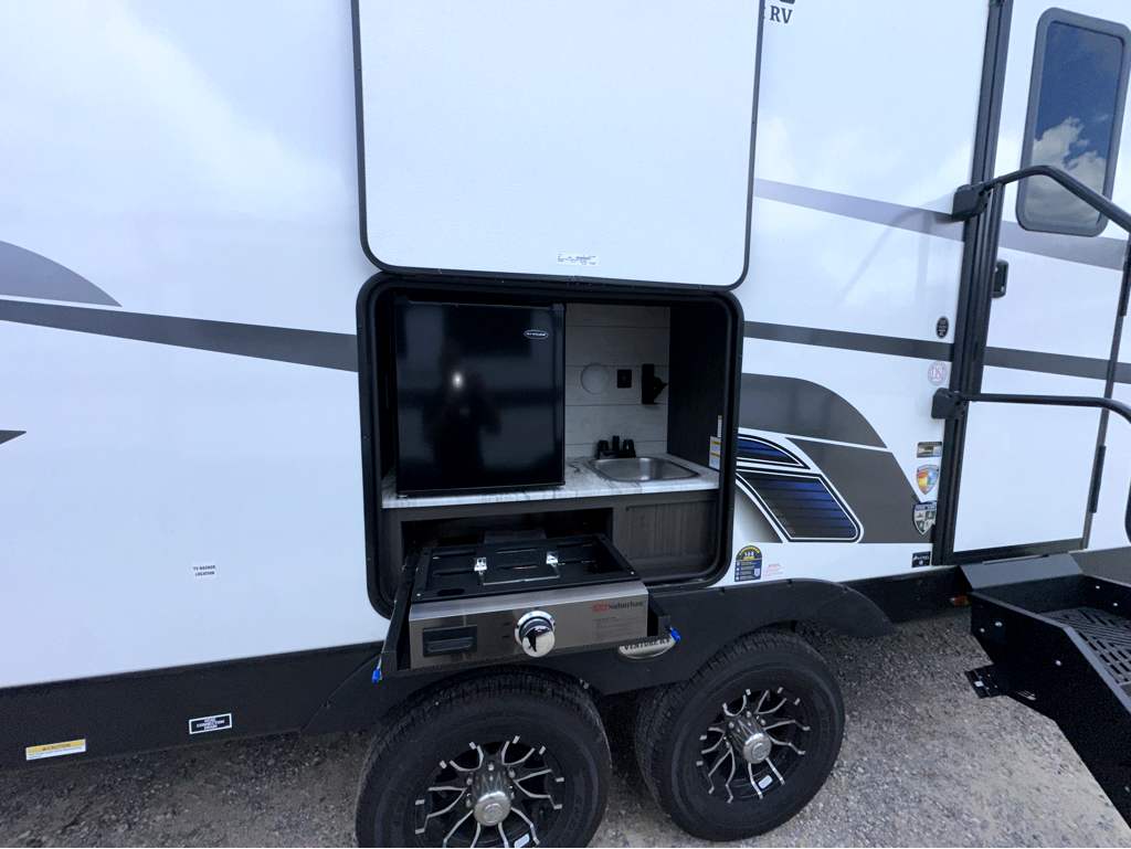 2026 VENTURE RV SPORTTREK 291VRK - Image 5
