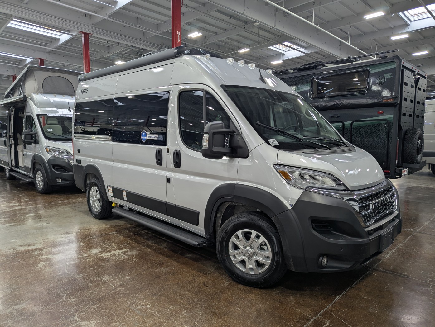 2027 Thor Motor Coach Rize Sport 18M - Image 1