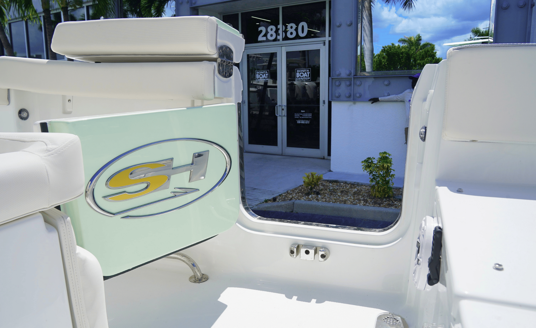 2027 SEA HUNT ULTRA 255SE - Image 64