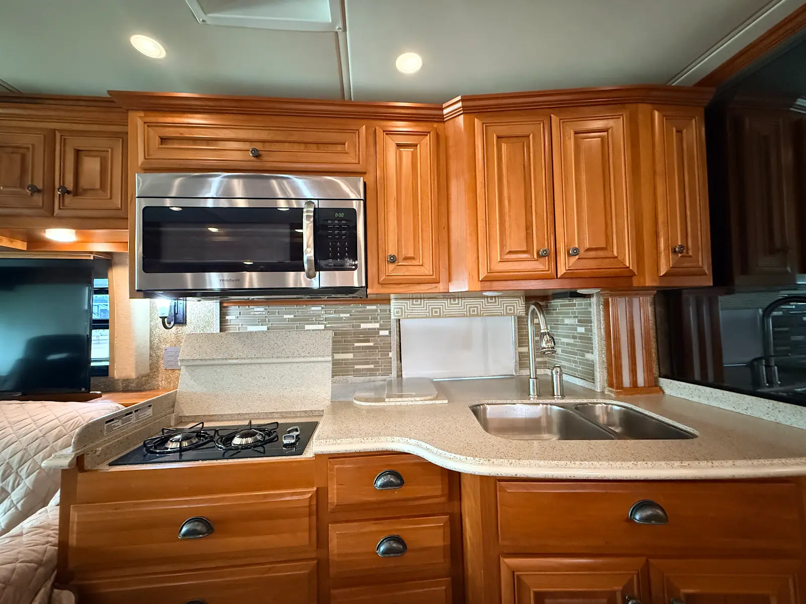 2014 NEWMAR DUTCHSTAR 4364 - Image 12