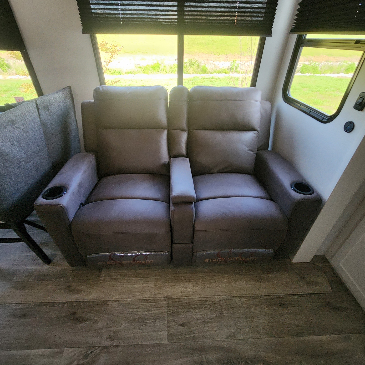 2027 JAYCO EAGLE 312BHOK - Image 17