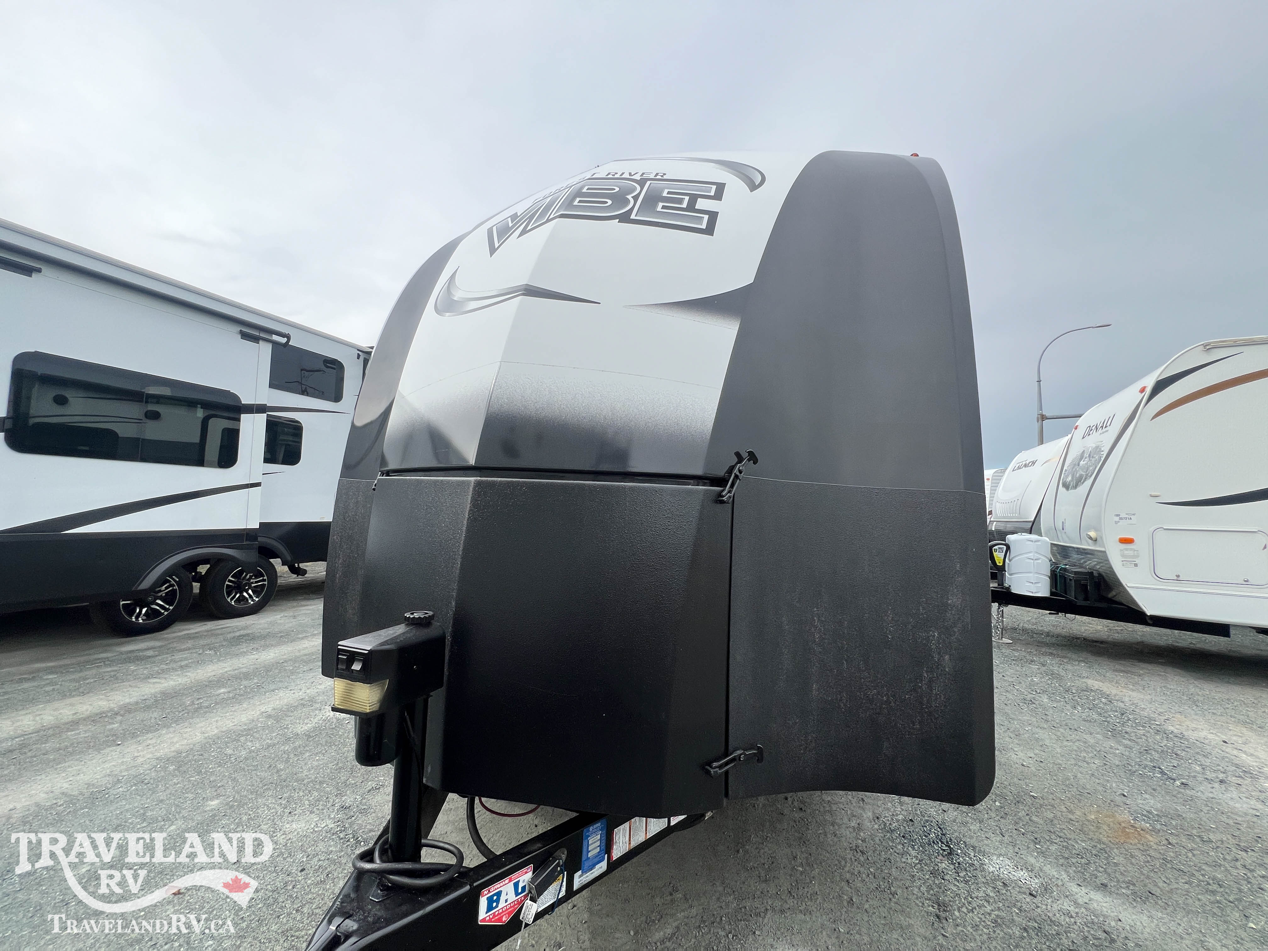 2019 Forest River Vibe 288RLS - Image 4