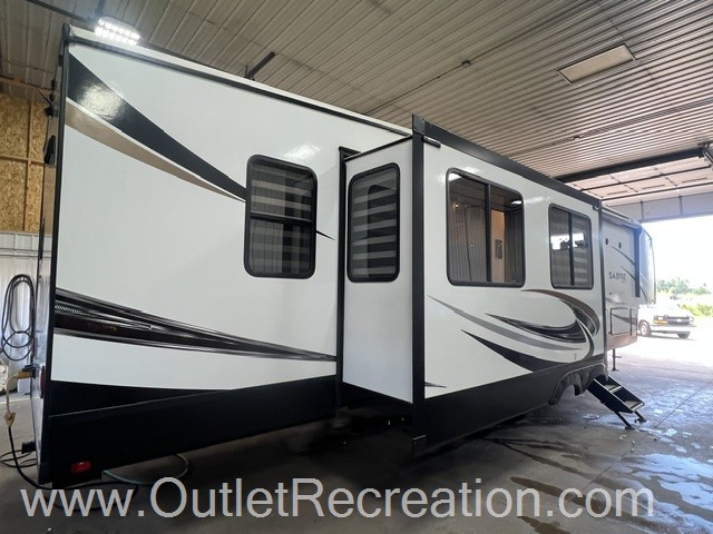 2022 Forest River Sabre 37FBT - Image 2