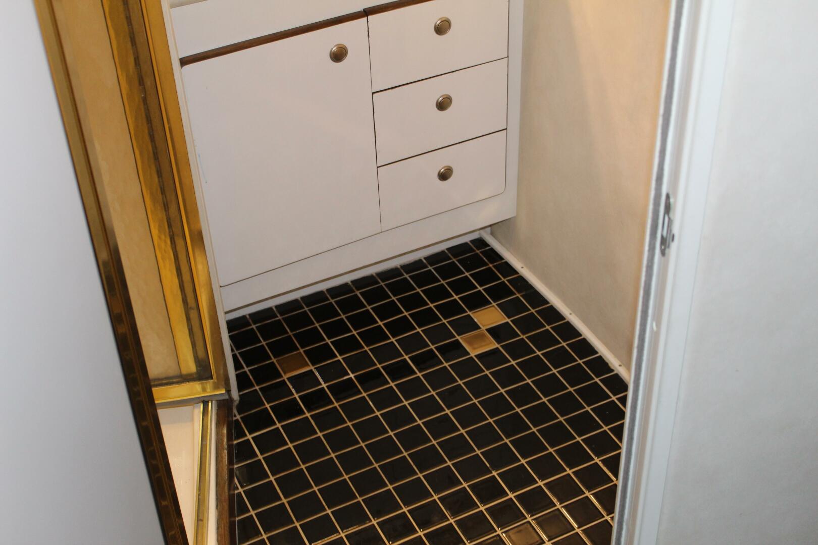 1996 Sea Ray 500 Sundancer - Image 30