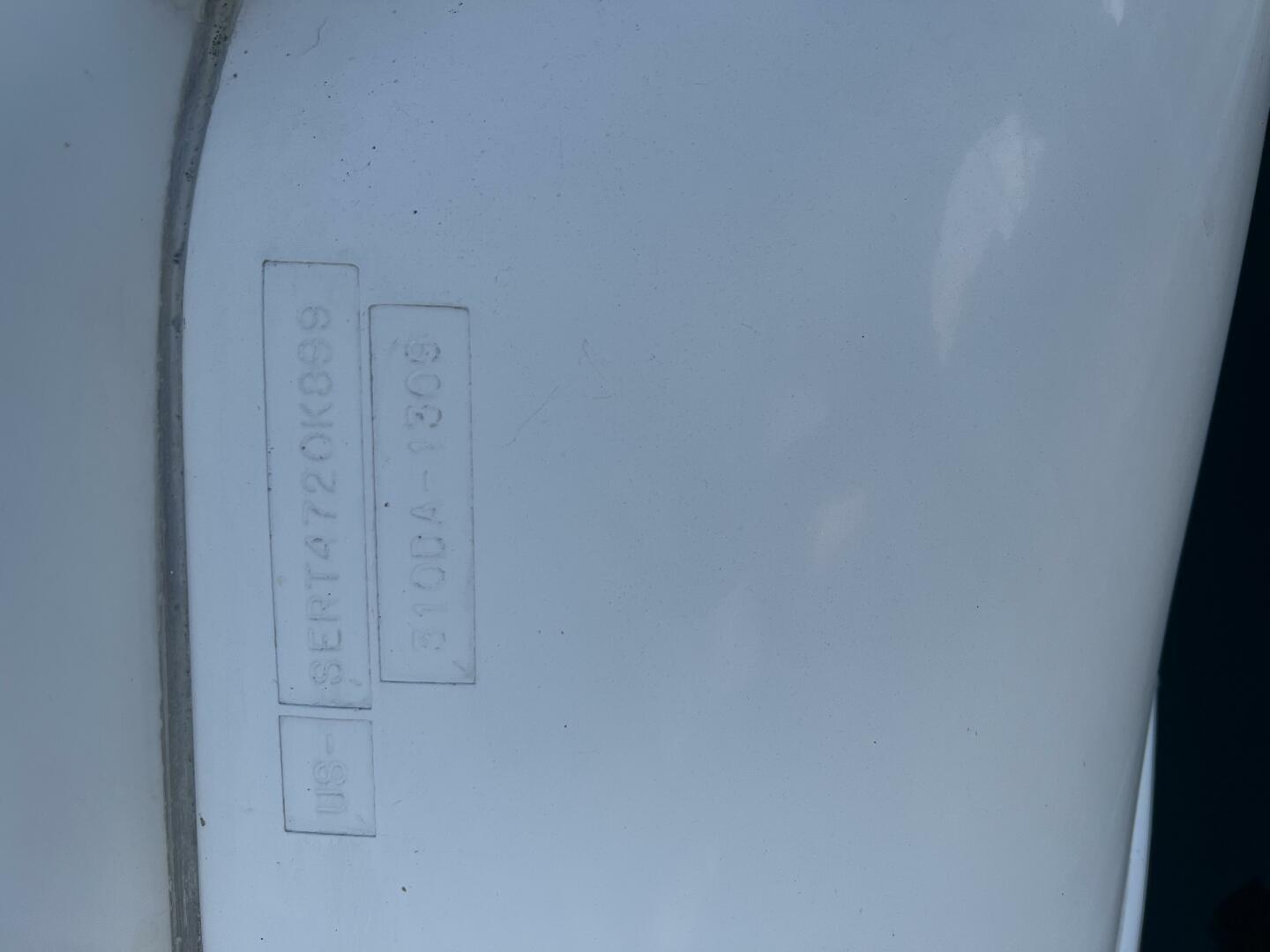 1999 Sea Ray 310 Sundancer - Image 16