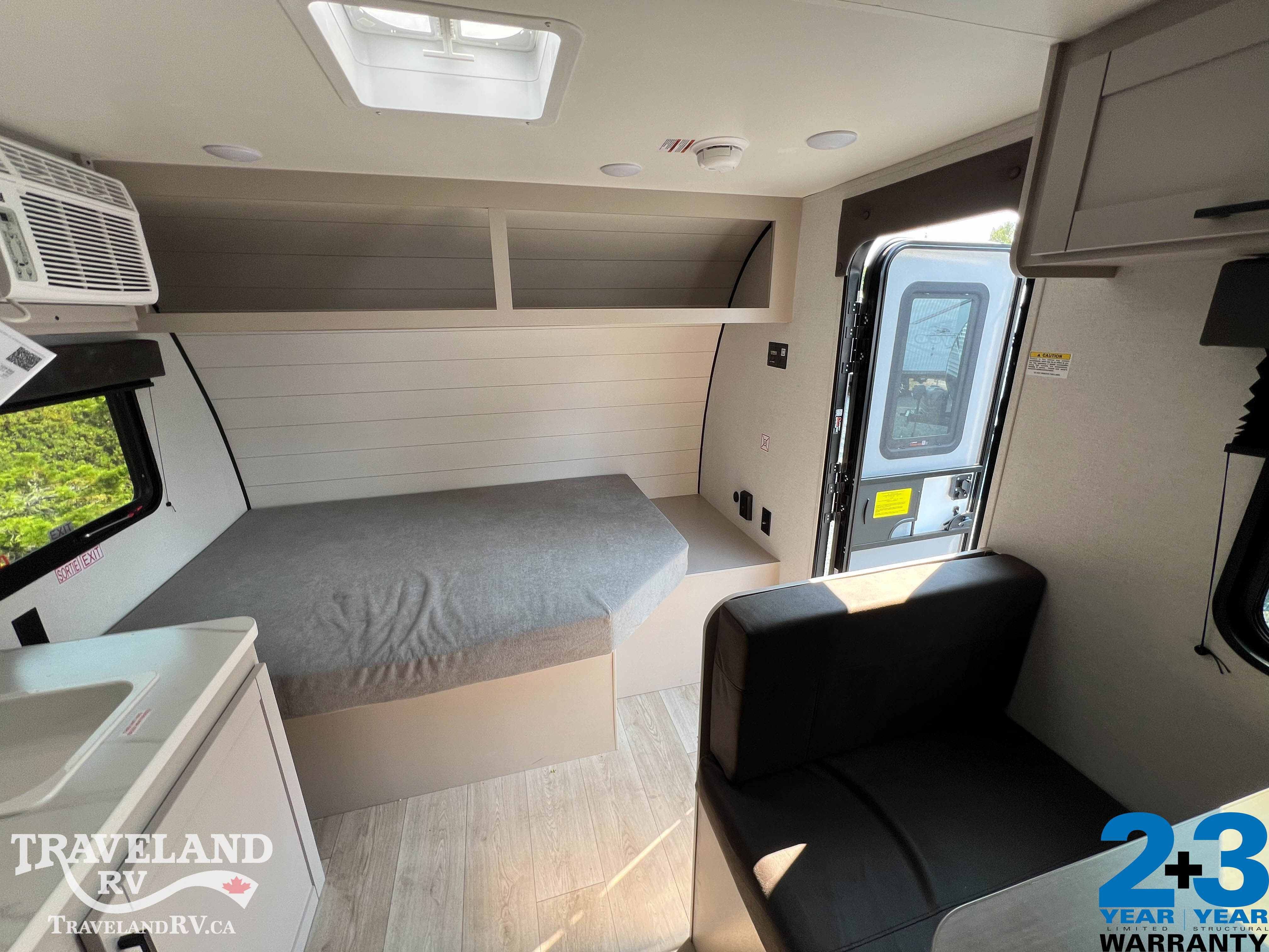 2027 Jayco Jay Flight SLX 130RDW - Image 4