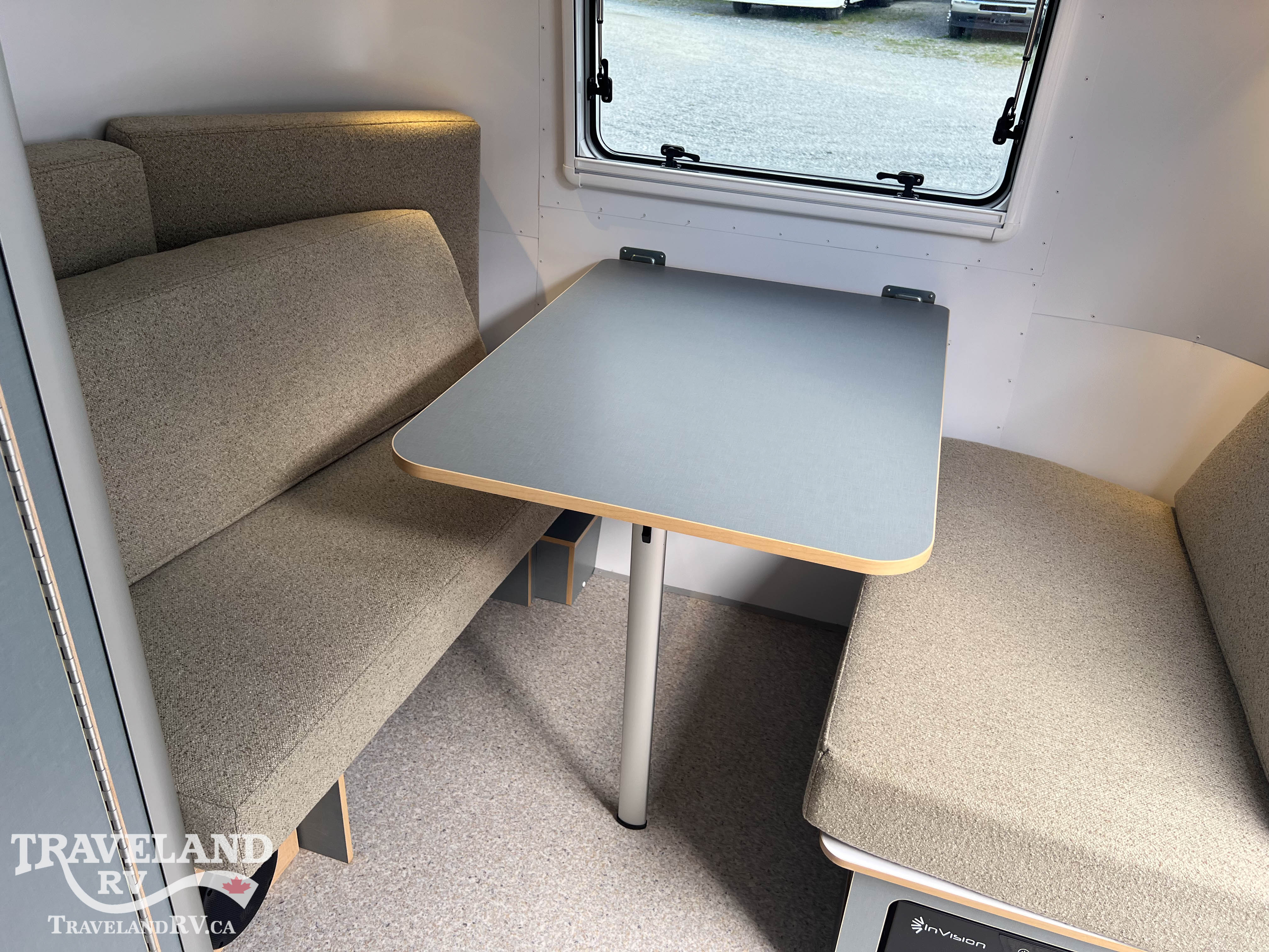 2026 AIRSTREAM 22RB WORLD TRAVELER - Image 8