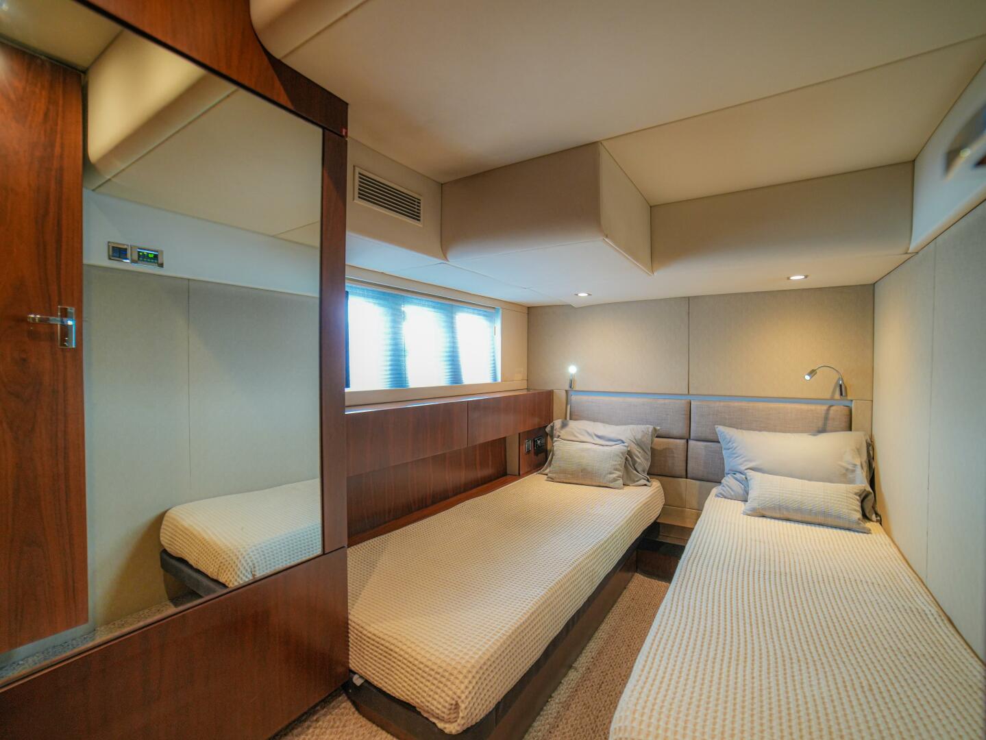 2014 Fairline 50 - Image 44