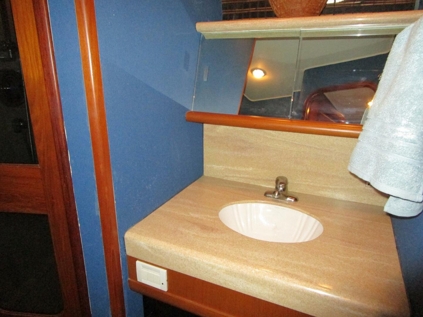 1990 Viking Cockpit Motor Yacht - Image 32