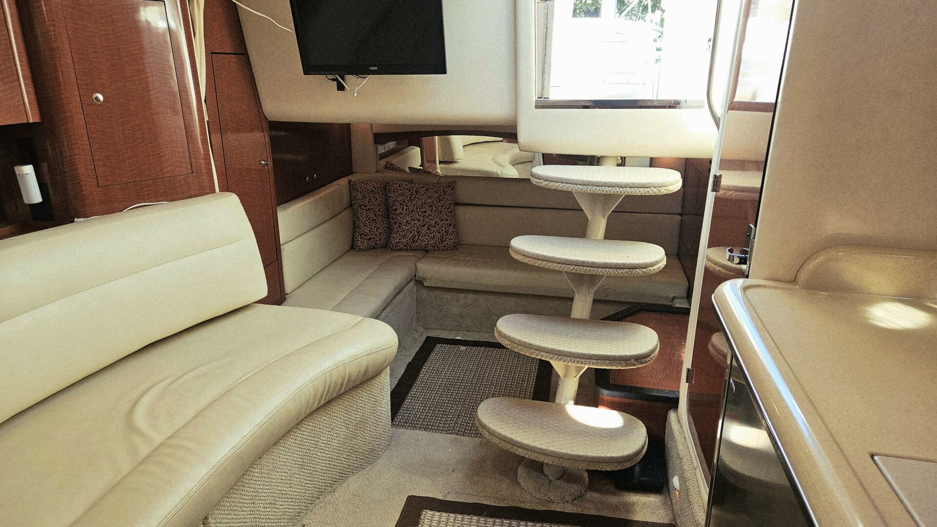 2003 Sea Ray 340 Sundancer - Image 25
