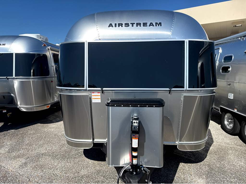 2026 AIRSTREAM FLYING CLOUD 25FBQ - Image 7