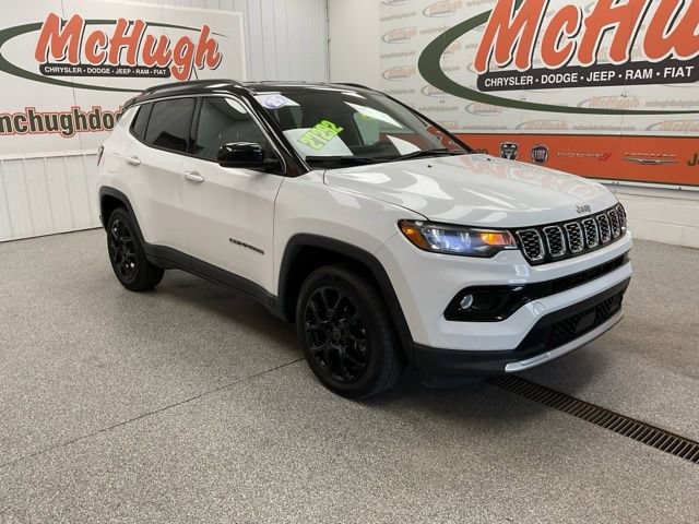 2025 Jeep Compass Limited 4x4 - Image 4