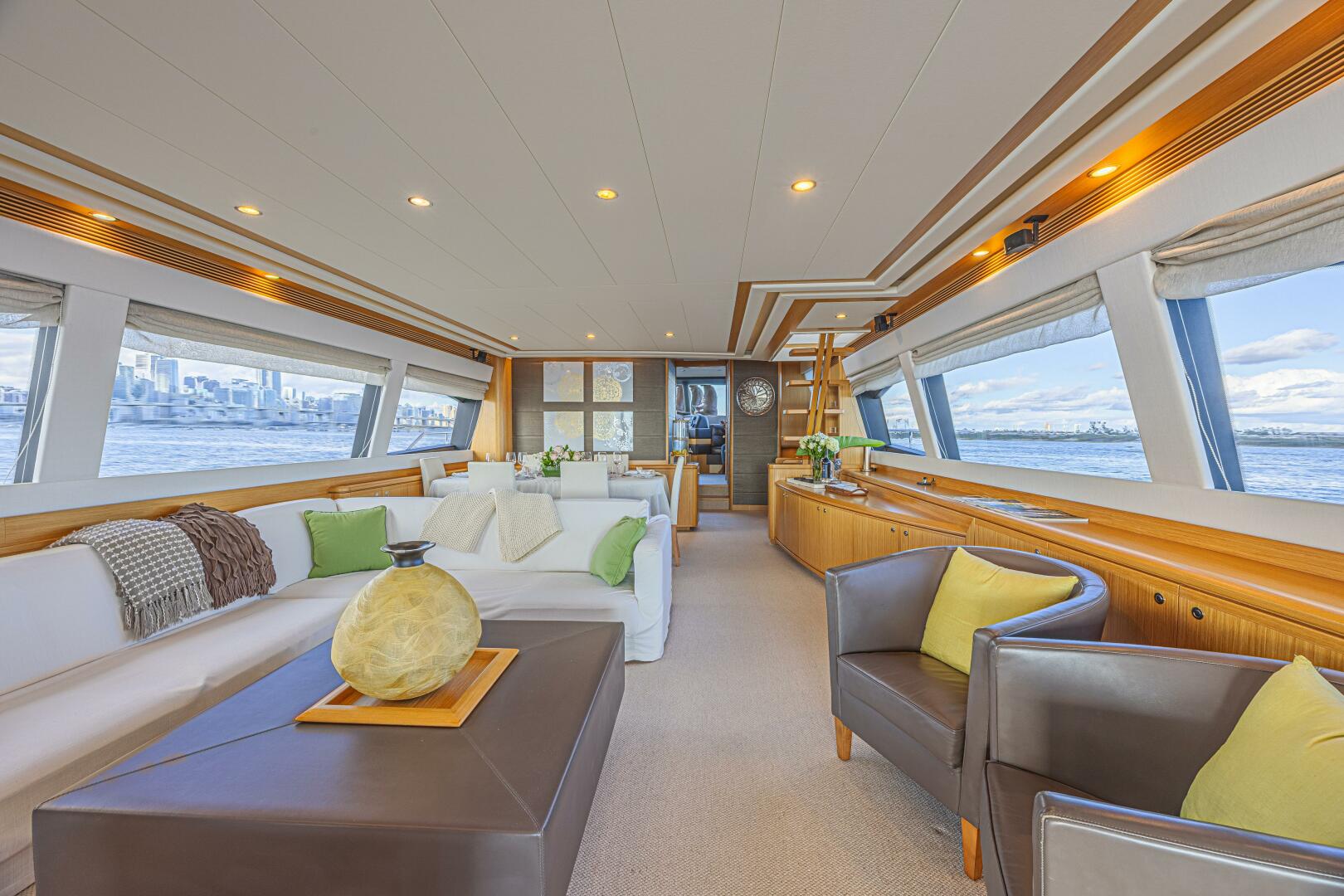 2011 Ferretti Yachts 830 - Image 46