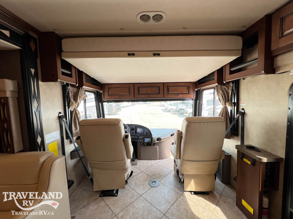 2015 Fleetwood Excursion 35B - Image 13