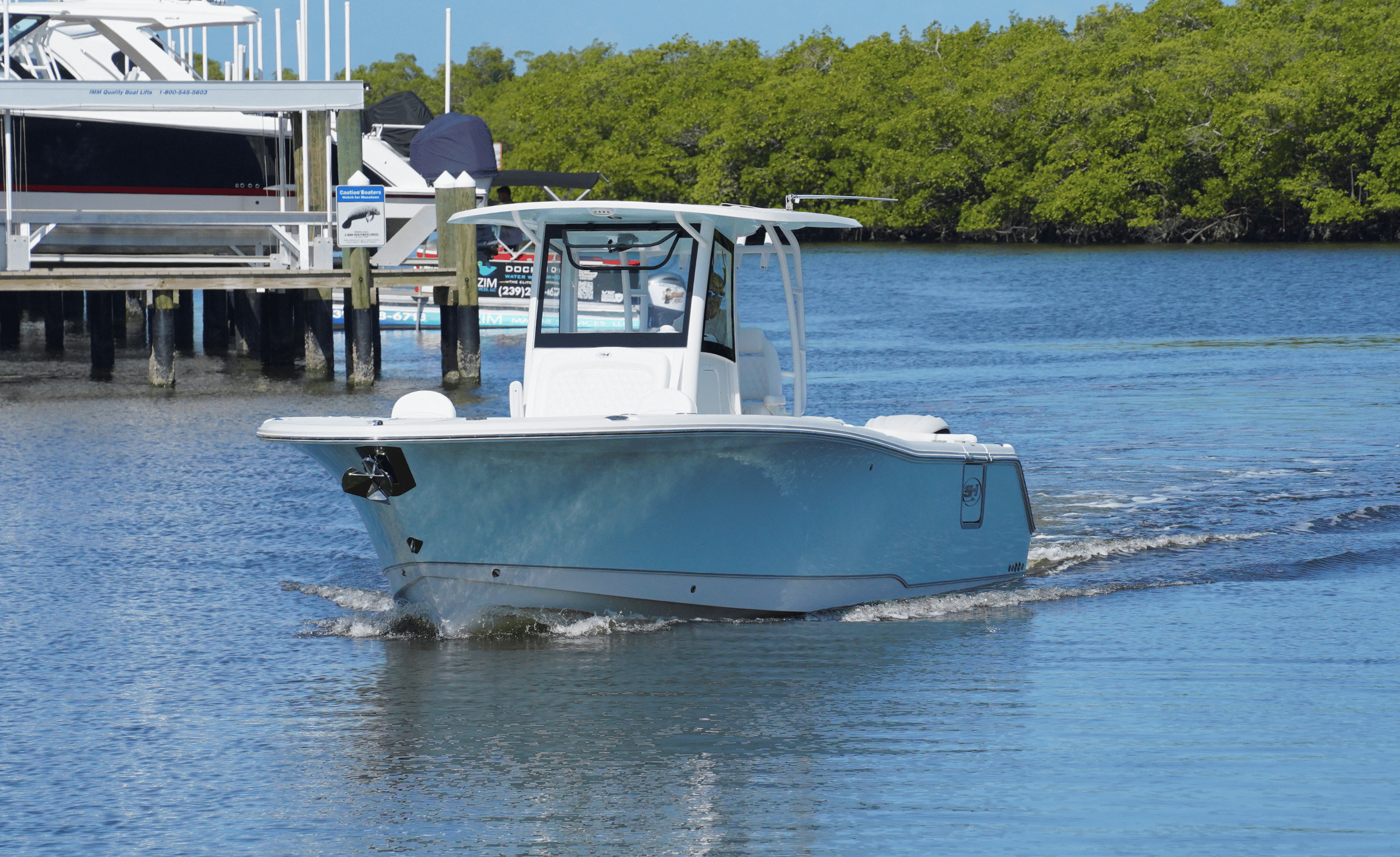 2027 SEA HUNT ULTRA 305SE - Image 6